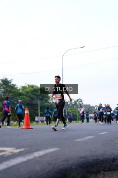 Runner Photo 4857464
