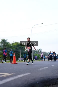 Runner Photo 4857468