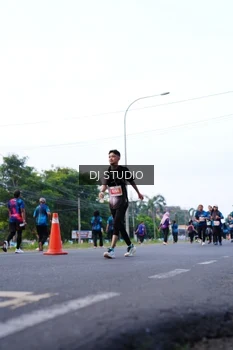 Runner Photo 4857470