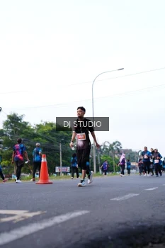 Runner Photo 4857475