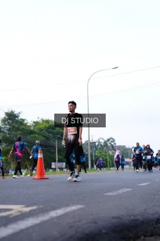 Runner Photo 4857493