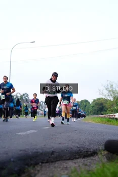 Runner Photo 4857567
