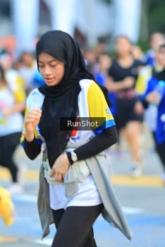 Runner Photo 4857575