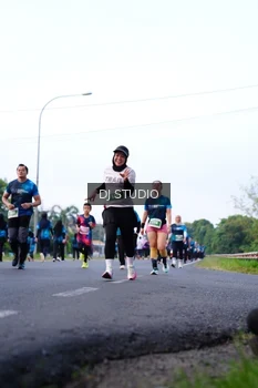 Runner Photo 4857590