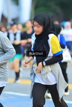 Runner Photo 4857596