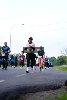 Runner Photo 4857597