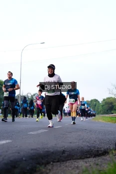 Runner Photo 4857602