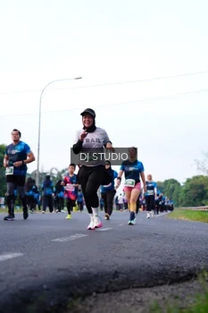Runner Photo 4857612