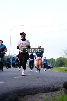 Runner Photo 4857642