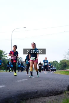 Runner Photo 4857665