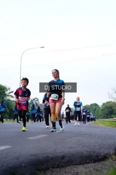 Runner Photo 4857676