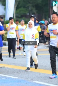 Runner Photo 4857683
