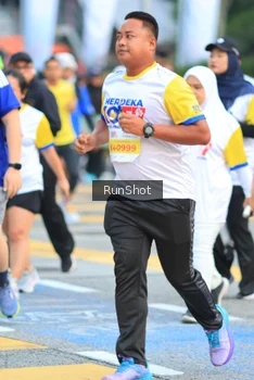 Runner Photo 4857693