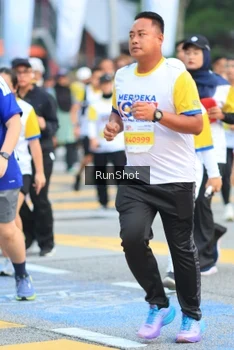 Runner Photo 4857697