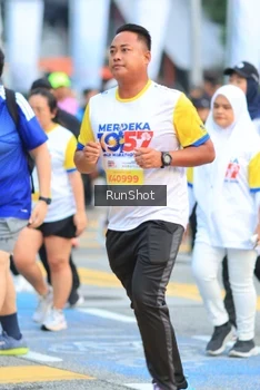 Runner Photo 4857705