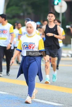 Runner Photo 4857716