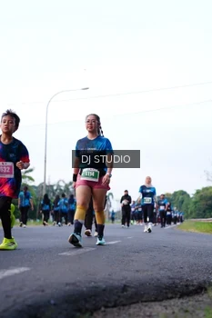 Runner Photo 4857723