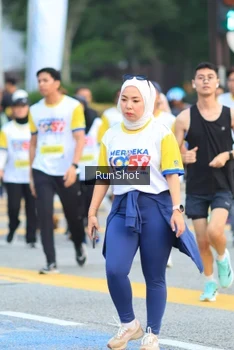 Runner Photo 4857724