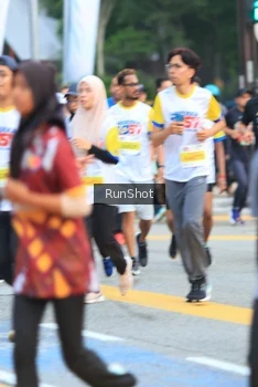 Runner Photo 4857789