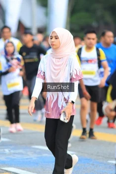 Runner Photo 4857888