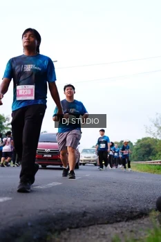 Runner Photo 4857912