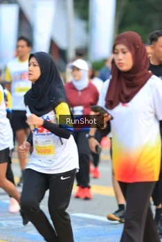 Runner Photo 4857919