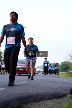 Runner Photo 4857920