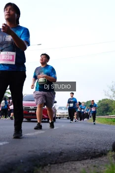 Runner Photo 4857943