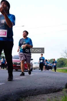 Runner Photo 4857947