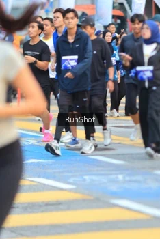 Runner Photo 4858010