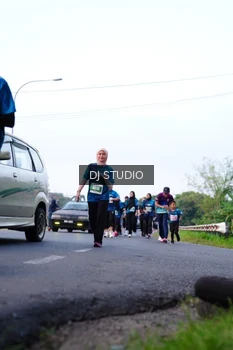 Runner Photo 4858021