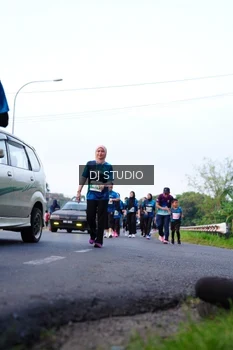 Runner Photo 4858034