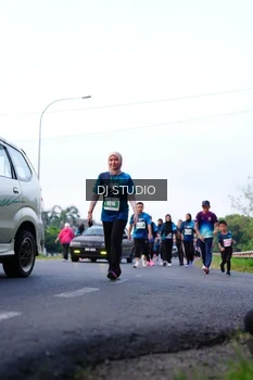 Runner Photo 4858082