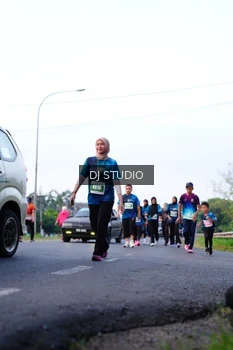 Runner Photo 4858093