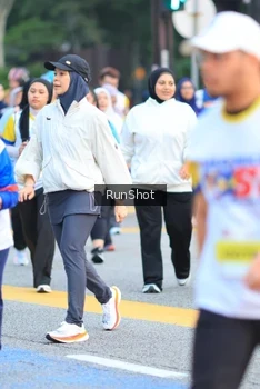 Runner Photo 4858099