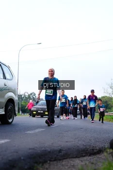Runner Photo 4858109
