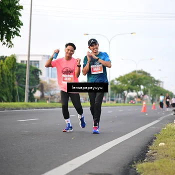 Runner Photo 4858123