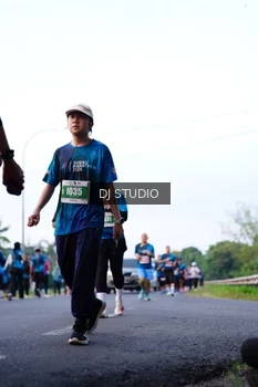 Runner Photo 4858159