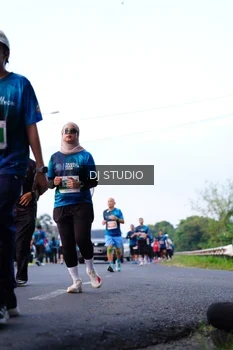 Runner Photo 4858181