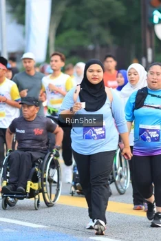 Runner Photo 4858203