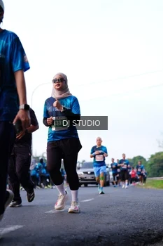 Runner Photo 4858219