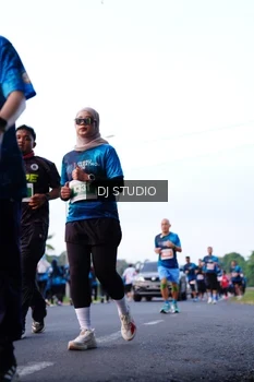 Runner Photo 4858234