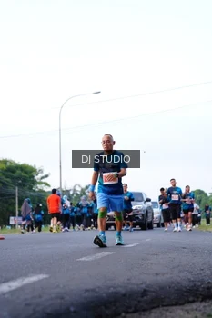 Runner Photo 4858236
