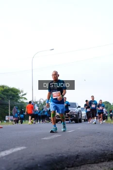 Runner Photo 4858246