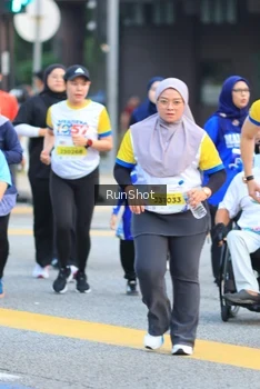 Runner Photo 4858259