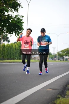 Runner Photo 4858282