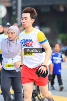 Runner Photo 4858294
