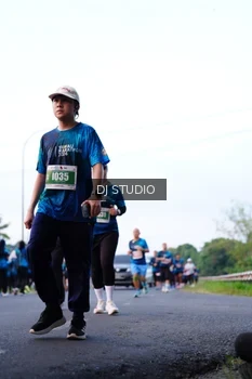 Runner Photo 4858302
