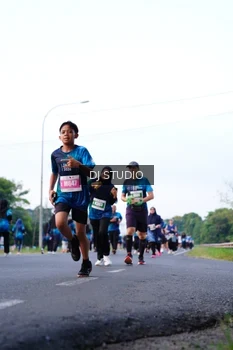 Runner Photo 4858334