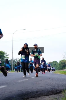 Runner Photo 4858373